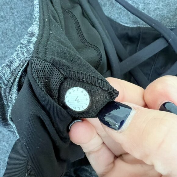 Lululemon Free To Be Serene Tank (2 In 1) *Med Support For C/D Cup sz 4 XS - Picture 9 of 9